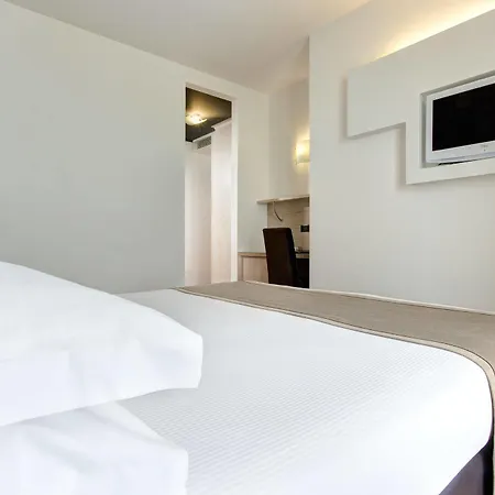 Hotel Victoria Frontemare & 4*