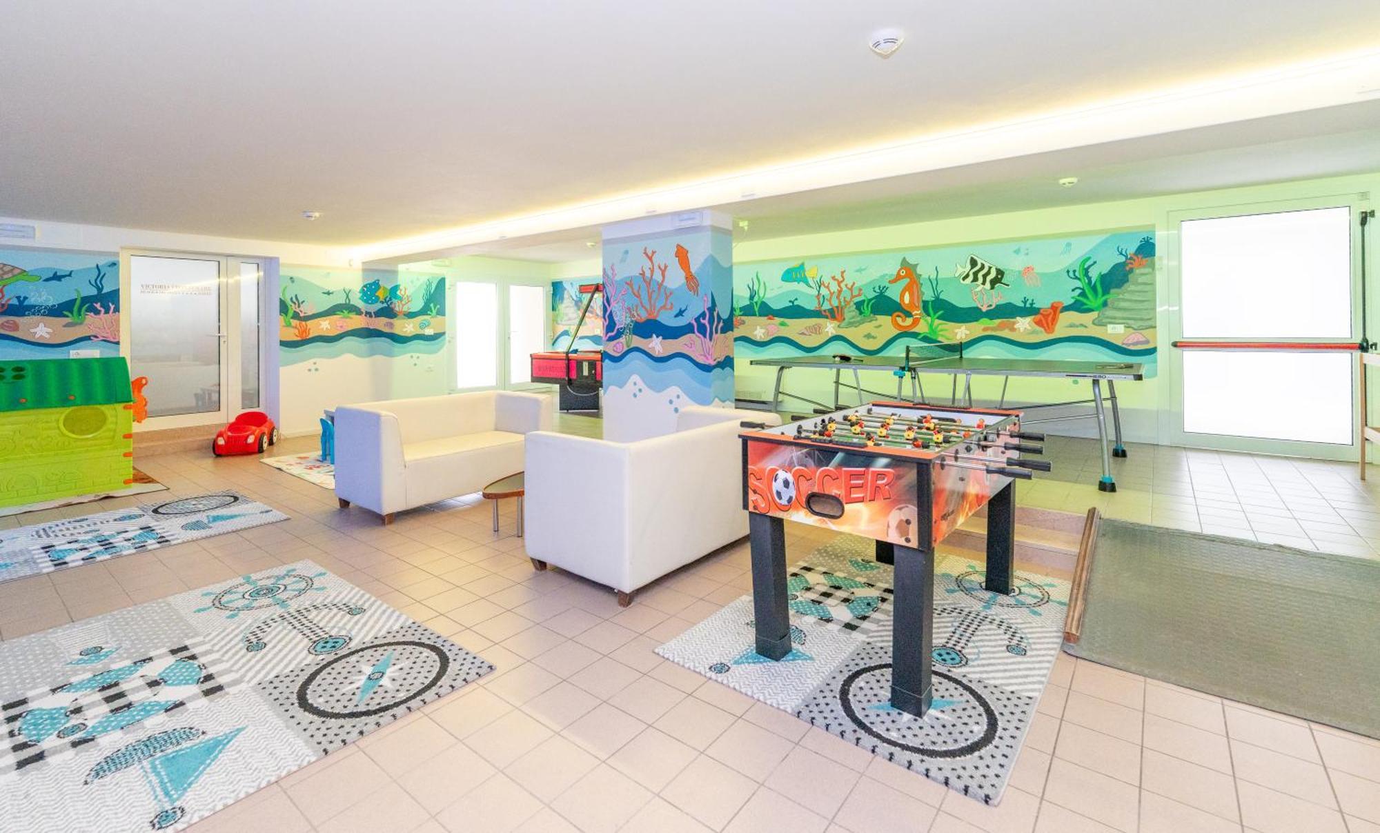 Hotel Victoria Frontemare & 4*